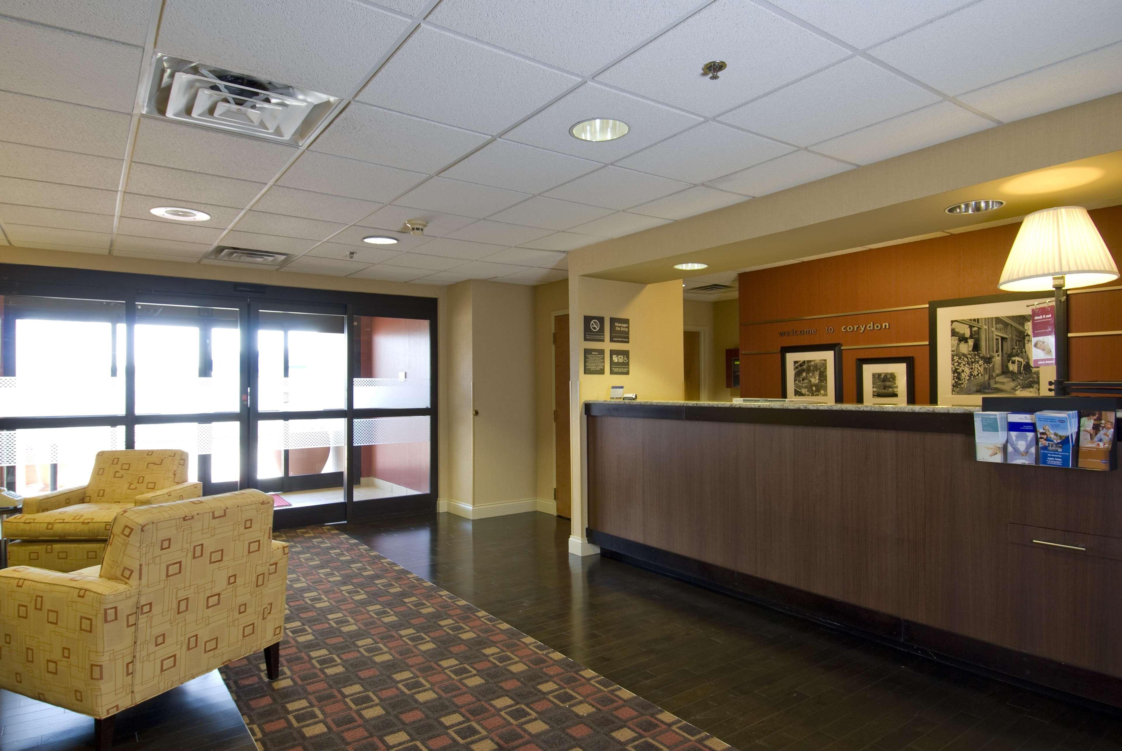 Hampton Inn Corydon מראה פנימי תמונה