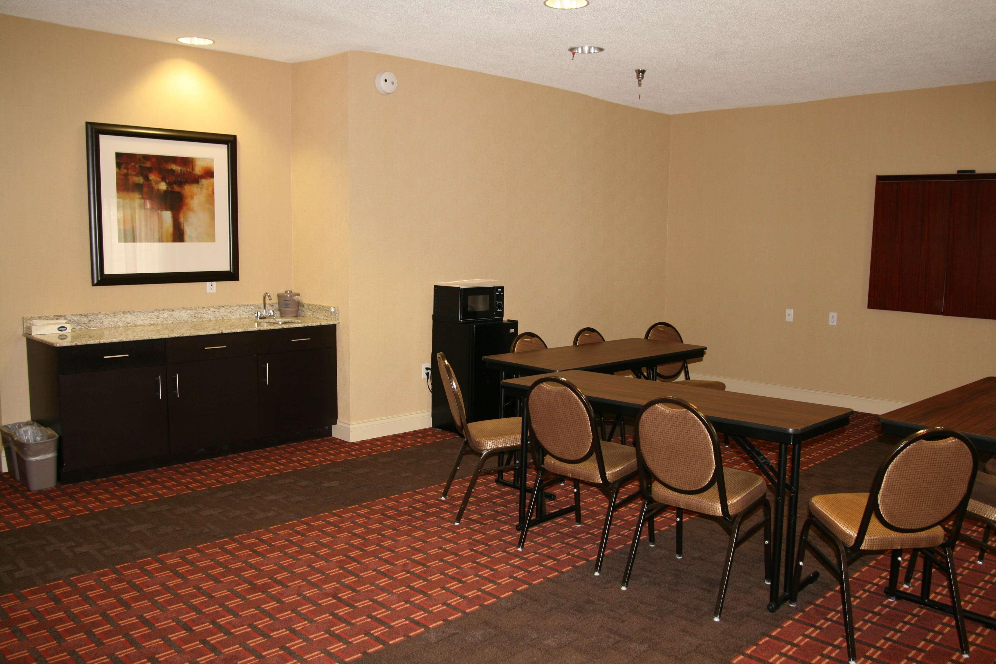 Hampton Inn Corydon מראה חיצוני תמונה